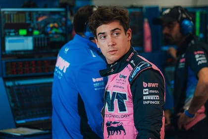 Franco Colapinto comienza la acción en Abu Dhabi