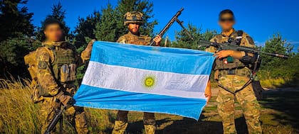 Franco, el militar argentino que lucha en Ucrania, junto a dos compatriotas