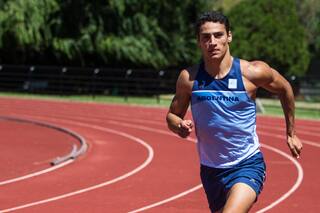 Atletismo. Un influencer logró lo que el Estado no: un vuelo para 50 deportistas