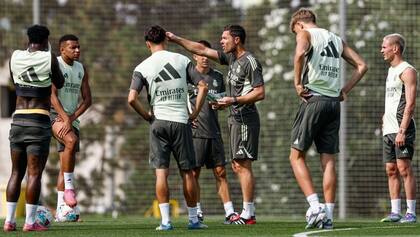 Franco Mastantuono durante el entrenamiento del Real Madrid