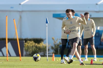 Franco Mastantuono, durante un entrenamiento con la selección argentina antes del partido con Chile, por las eliminatorias