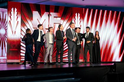 Franco Mercuriali junto al equipo de TN de Noche