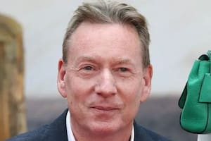 Frank Gardner, autor de este artículo, describió como "humillante" su experiencia en el vuelo