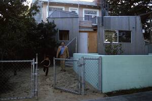 La casa que revolucionó la carrera del arquitecto Frank Gehry y donde vivió 20 años