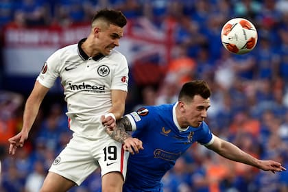 Frankfurt y Rangers igualan 0 a 0