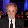 El peligro que corrió el cantante del hit “Grease”, amenazado por uno de sus hijos y salvado por la policía