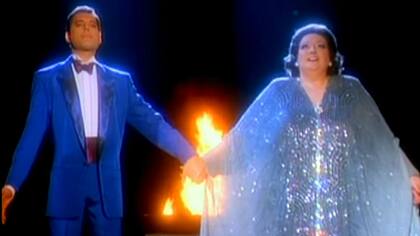 Freddie Mercury y Monserrat Caballé, intérpretes de "Barcelona"