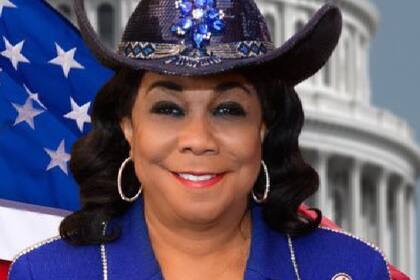 Frederica Wilson, demócrata que representa a Miami Gardens, se pronunció en contra de la decisión del Tribunal
