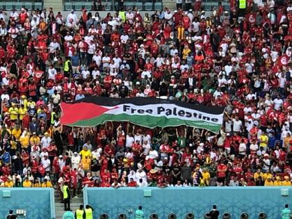 "Free Palestine", en la tribuna donde se ubicaron los hinchas de Túnez