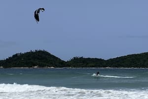 La playa del sur de Brasil que enamoró al escritor y aviador Saint-Exupéry y que aún homenajea a El Principito