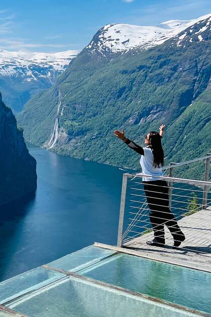 Frente al majestuoso fiordo de Geiranger, en la provincia de Møre og Romsdal.