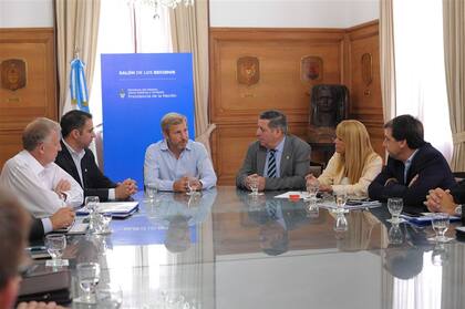 Frigerio, ayer con Alfredo De Angeli y Aída Ayala, entre otros