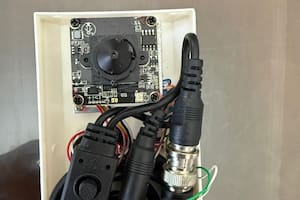 Rogelio Frigerio denunció que halló micrófonos y cámaras en su despacho en Entre Ríos