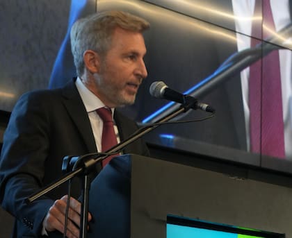 Frigerio fue especialmente enfático al referirse a los Derechos de Exportación (DEX): “Retenciones primero porque no puede haber ninguna prioridad en el gobierno nacional de bajar impuestos antes que la maldita retención”