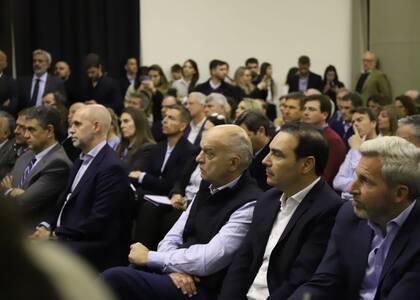 Frigerio participó de la primera cumbre de Bullrich con jefes de JxC tras las PASO