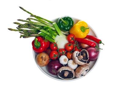 Frutas, verduras y semillas tienen todos los nutrientes que el cuerpo necesita para estar sano