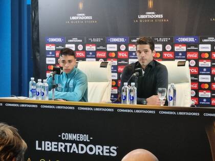 "Fue el partido que quisimos jugar", manifestó Fernando Gago; “nos faltó hacer un gol, o pasar por penales”, minimizó el entrenador de Racing.