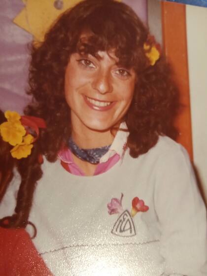 "Fueron mí tía y mi primo, que vivían en el barrio de Belgrano, quienes me acompañaron y me ayudaron con lo que podían para recibir mí título de Docente”