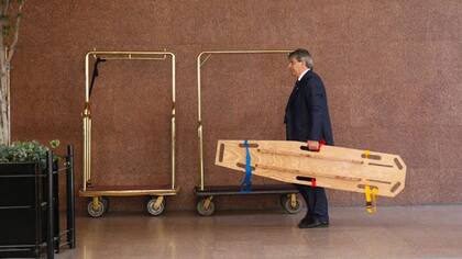 Fuerte explosión en el Hotel InterContinental: hay heridos y los huéspedes fueron evacuados