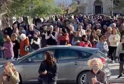Fuerte manifestación de productores en la plaza de Carlos Casares