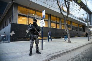 Fuerte operativo de seguridad durante el juicio a Los Monos en Rosario