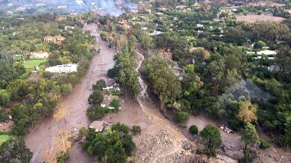 Los incendios dejaron sin vegetación la zona, lo que facilitó los aludes en la zona