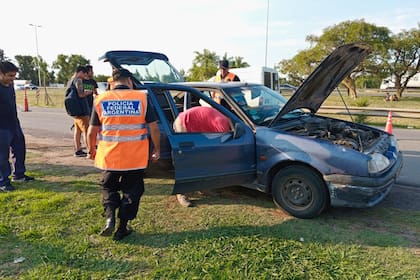 Fuerzas federales se repliegan en el conurbano