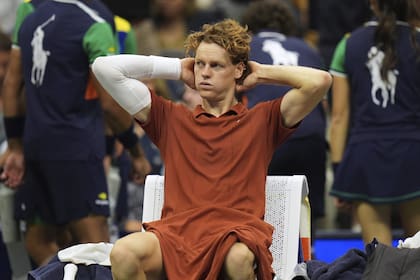 "Fui muy predecible: la autocrítica de Jannik Sinner después de su derrota (AP Photo/Seth Wenig)