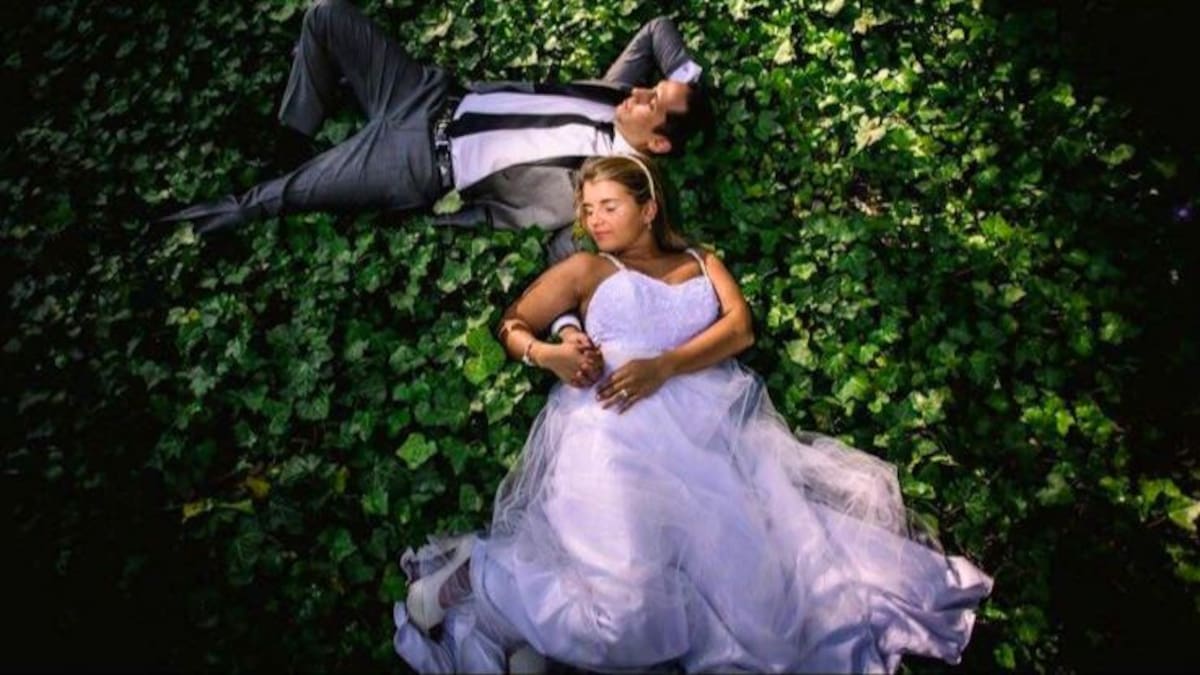 Amor en los tiempos de Tinder: La historia de Anabella y Diego, de una cita casual a 10 años de matrimonio