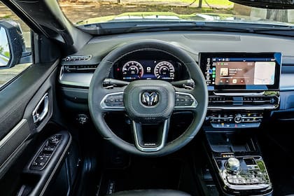 Full digital es el interior de la RAM Rampage Laramie