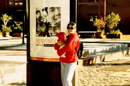 Fulvia, junto a su hija Sol, año 2000.