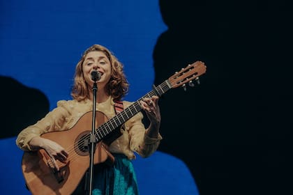 Función extraordinaria del Ballet Folklórico Nacional con su espectáculo "Enlazados", en el Palacio Libertad