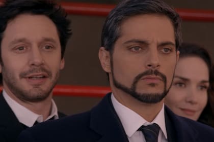 Furriel es Valmora, intendente de una localidad del conurbano bonaerense y candidato a presidente; Vicuña es su ladero, el Pibe Larralde; Oreiro es Ariana, y busca venganza