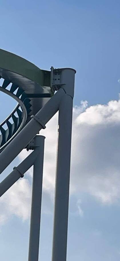 Fury 325, la montaña rusa de Carolina del Norte que se hizo viral por una rotura en una de sus estructuras