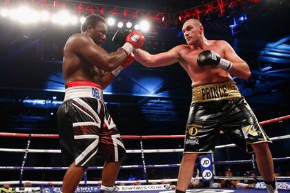 Fury anticipa de derecha un avance de Chisora