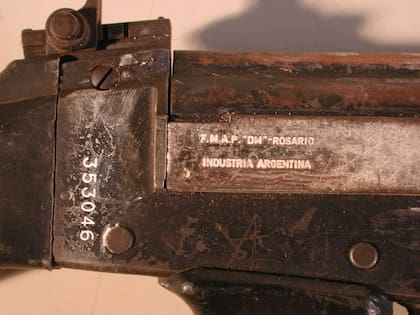 Fusil FAL secuestrado en una favela de Río de Janeiro