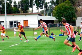 ¿Fútbol o rugby? El "fútbol gaélico", una rara mezcla que crece en el país