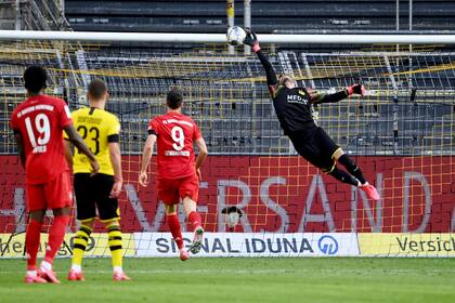 El gol a Dortmund, uno de los puntos altos de la gran temporada de Joshua Kimmich en Bayern Munich.