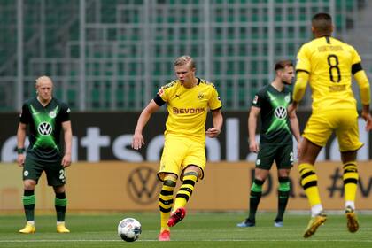 Haaland convirtió 13 goles en igual cantidad de partidos en Borussia Dortmund. Llegó del Red Bull Salzburgo, donde había marcado 28 en 22 partidos en la primera mitad de la temporada. Un goleador mortífero.