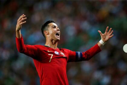 Fútbol Fútbol - Clasificatorio Euro 2020 - Grupo B - Portugal v Luxemburgo - Estadio Jose Alvalade, Lisboa, Portugal - 11 de octubre de 2019 El portugués Cristiano Ronaldo reacciona