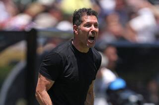 Fútbol: Simeone: "Cuando uno logra tener regularidad en muchos partidos fuera de casa ya no es sólo por una cosa"