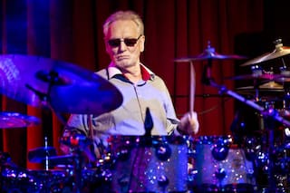 El baterista Ginger Baker, de Cream, en estado crítico