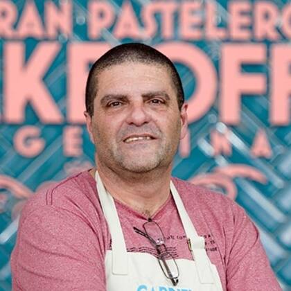 Gabriel Amato, el taxista de 52 años que participa de Bake Off Argentina
