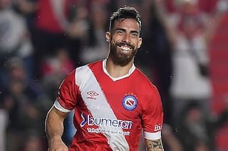 El Independiente de Tevez ya tiene a un tanque paraguayo como primer refuerzo