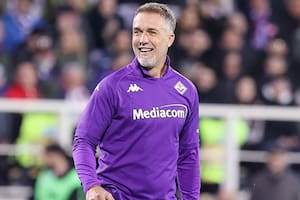 Batistuta convirtió un gol en la despedida de Giuseppe Rossi y emocionó a los hinchas de la Fiorentina