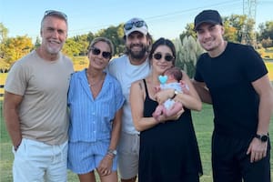 Gabriel Batistuta se convirtió otra vez en abuelo: las fotos junto a su hijo Thiago y el nuevo integrante