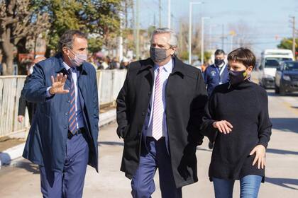 Gabriel Katopodis, Alberto Fernández y Mayra Mendoza