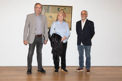 Gabriel Levinas, Vera Gerchunoff y el galerista Gabriel Traba