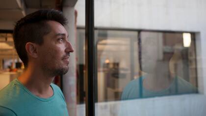 Gabriel Lucero, creador de @VivianaSarnosa, ahora tuitea en MTV