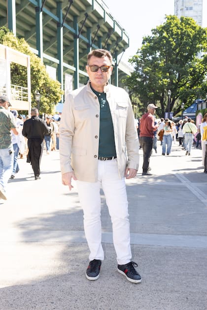 Gabriel Oliveri listo para alentar a La Nati.